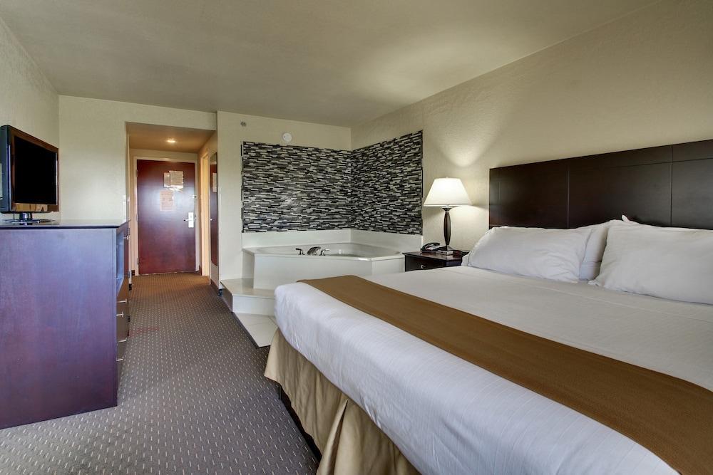 Comfort Inn & Suites Dahlonega University Area Exterior foto